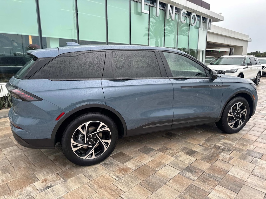 New 2025 Lincoln Nautilus Premiere CROSSOVERS
