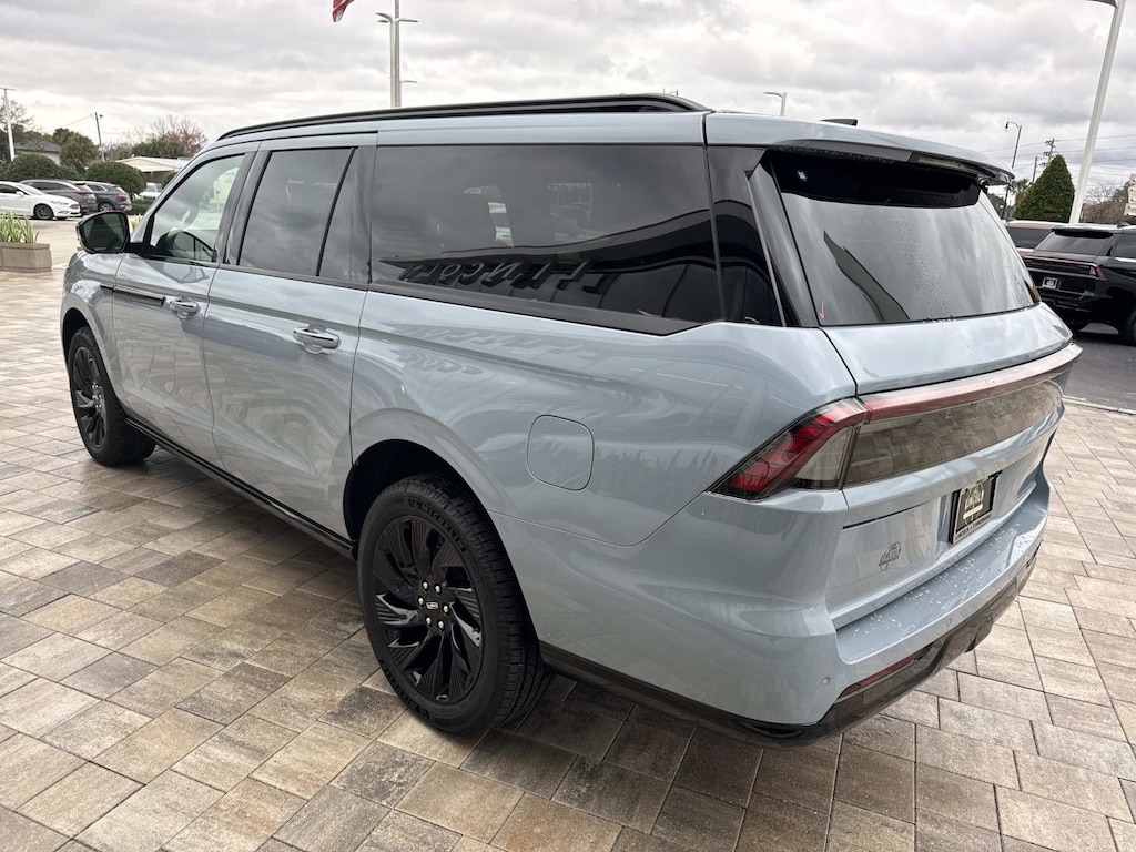 New 2026 Lincoln Navigator L Reserve SUV