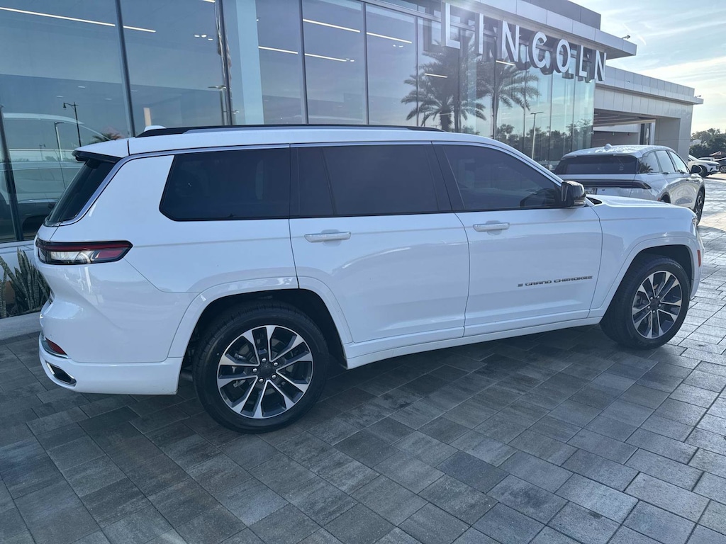 Used 2021 Jeep Grand Cherokee L Overland SUV