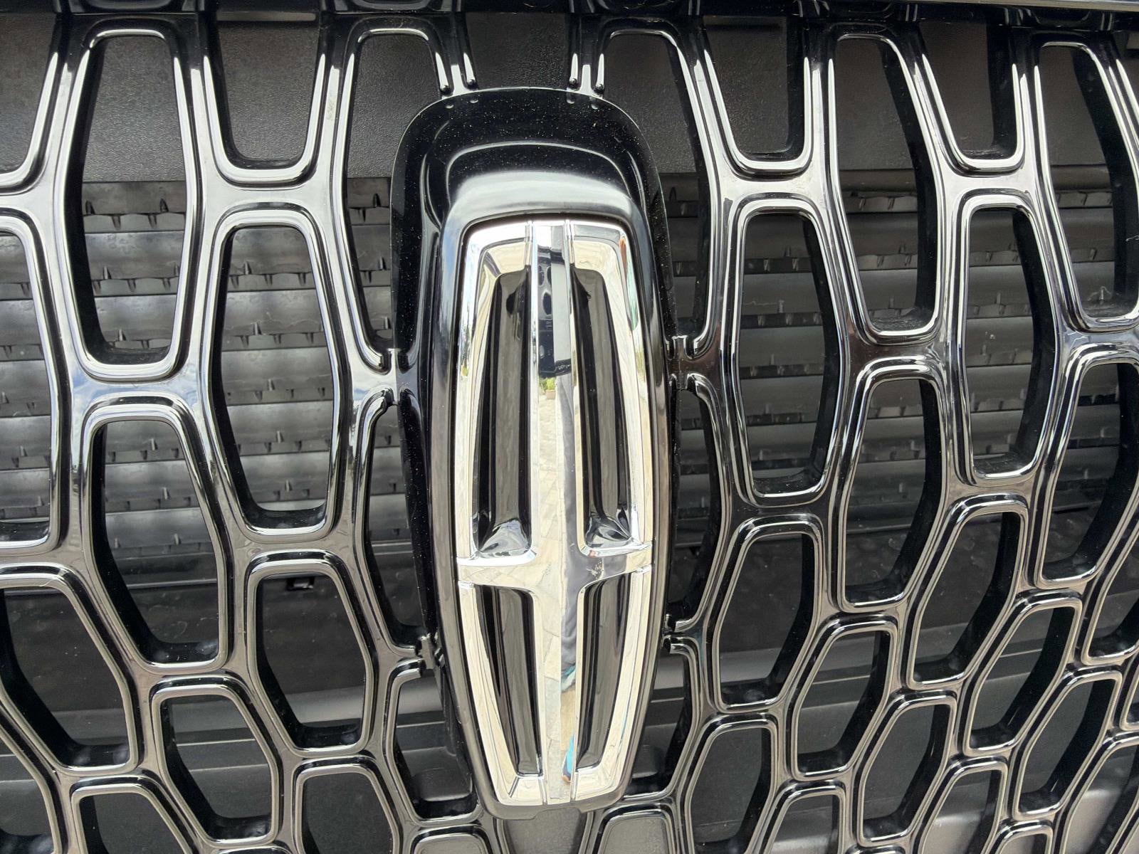 2026 Lincoln Corsair Premiere - Photo 7