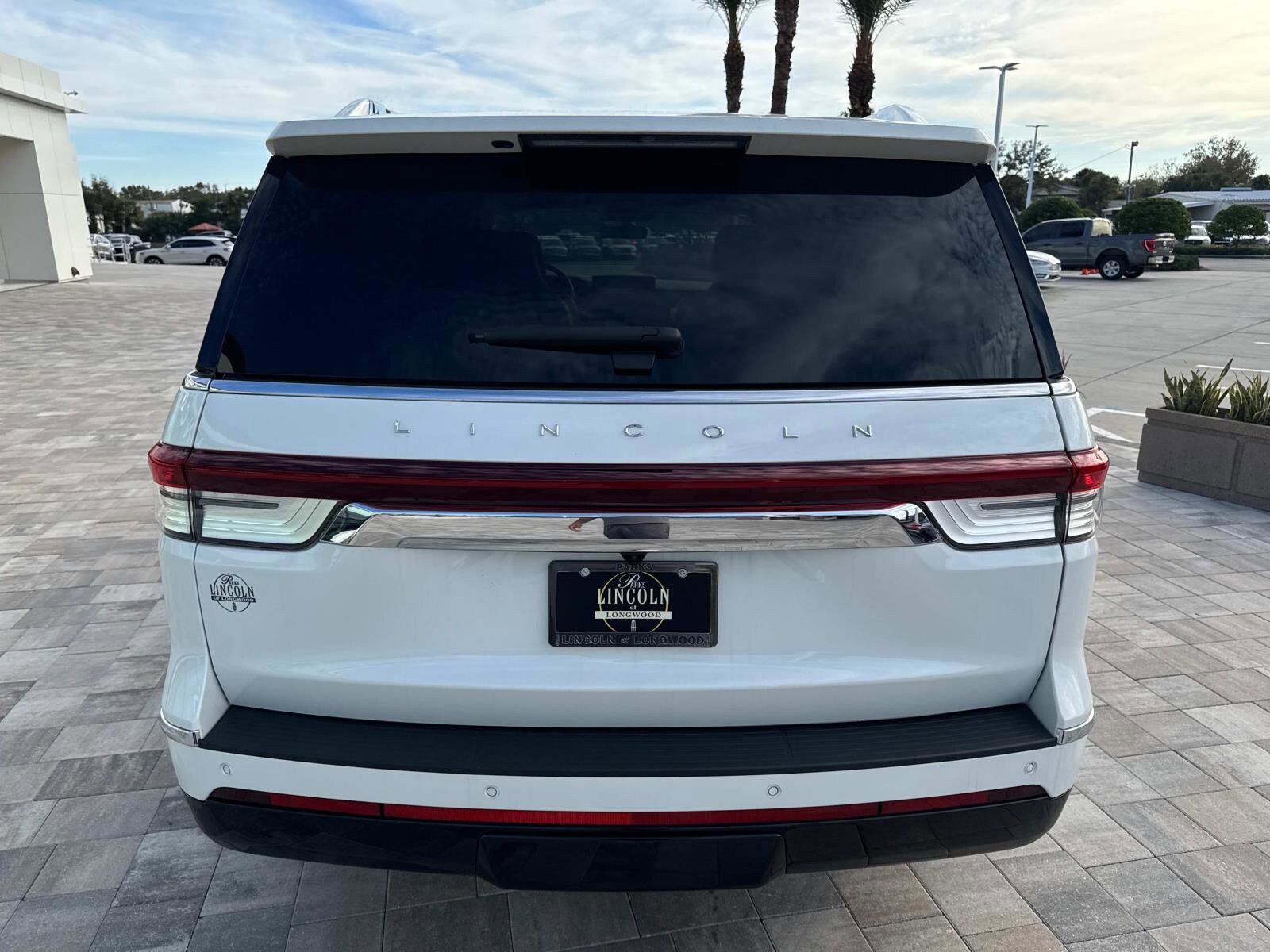 2024 Lincoln Navigator Reserve photo 3