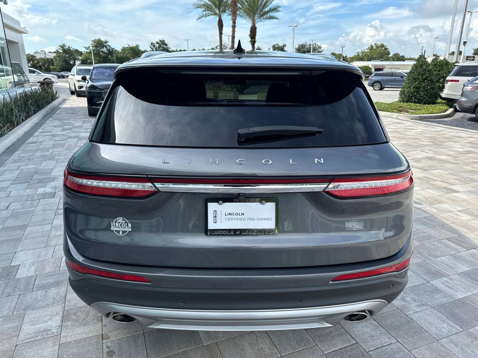 2022 Lincoln Corsair Standard photo 3