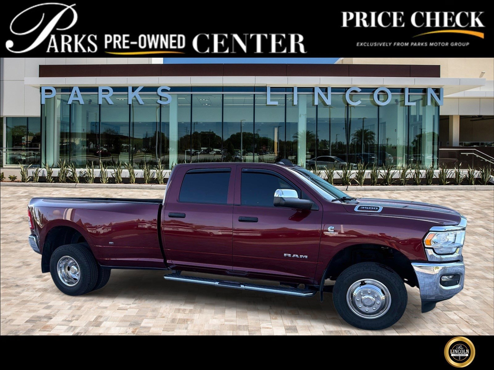 2019 RAM 3500 Tradesman 4X4 Crew Cab LWB's photo