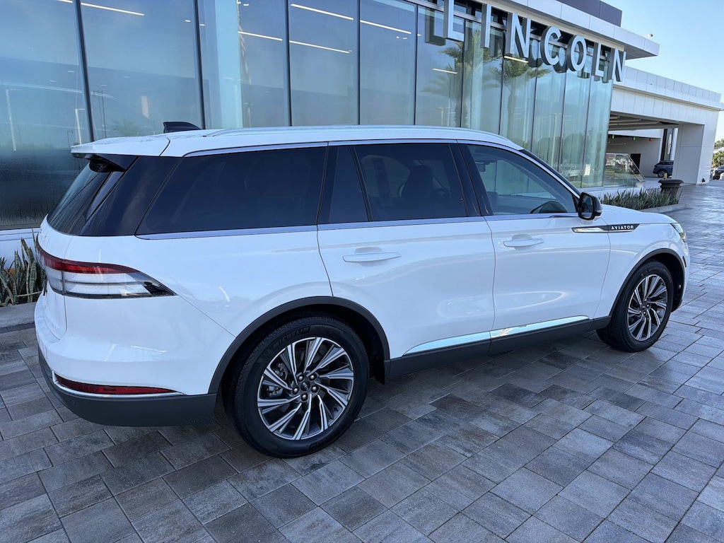 New 2026 Lincoln Aviator Premiere SUV
