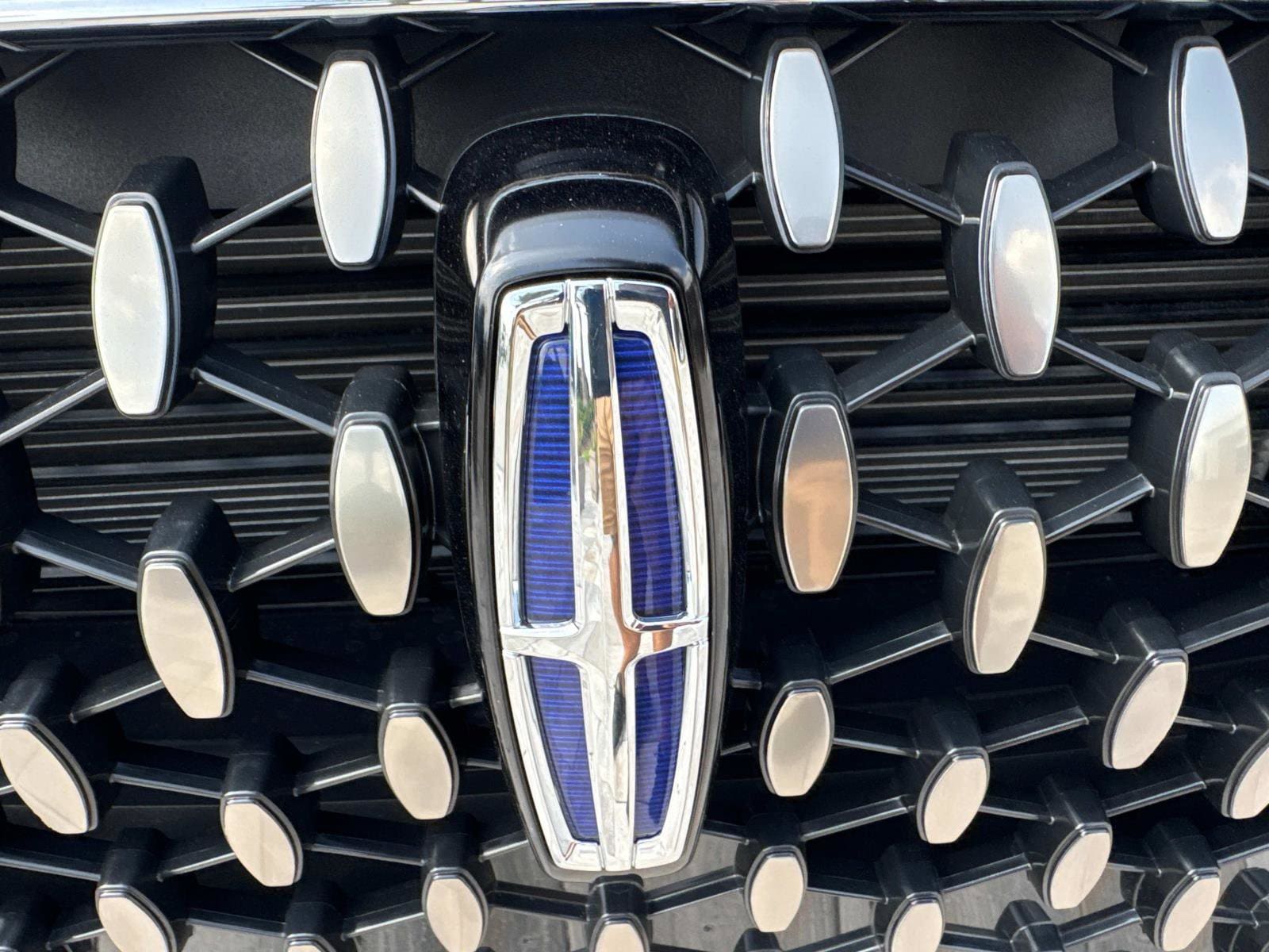 2025 Lincoln Corsair Grand Touring - Photo 7