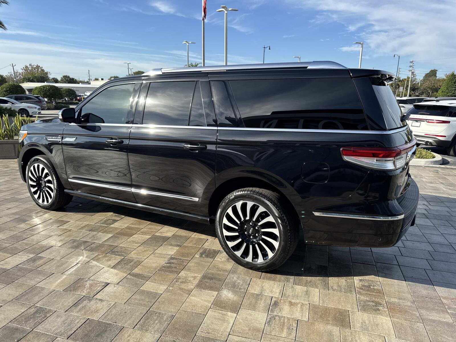 2024 Lincoln Navigator Black Label photo 4