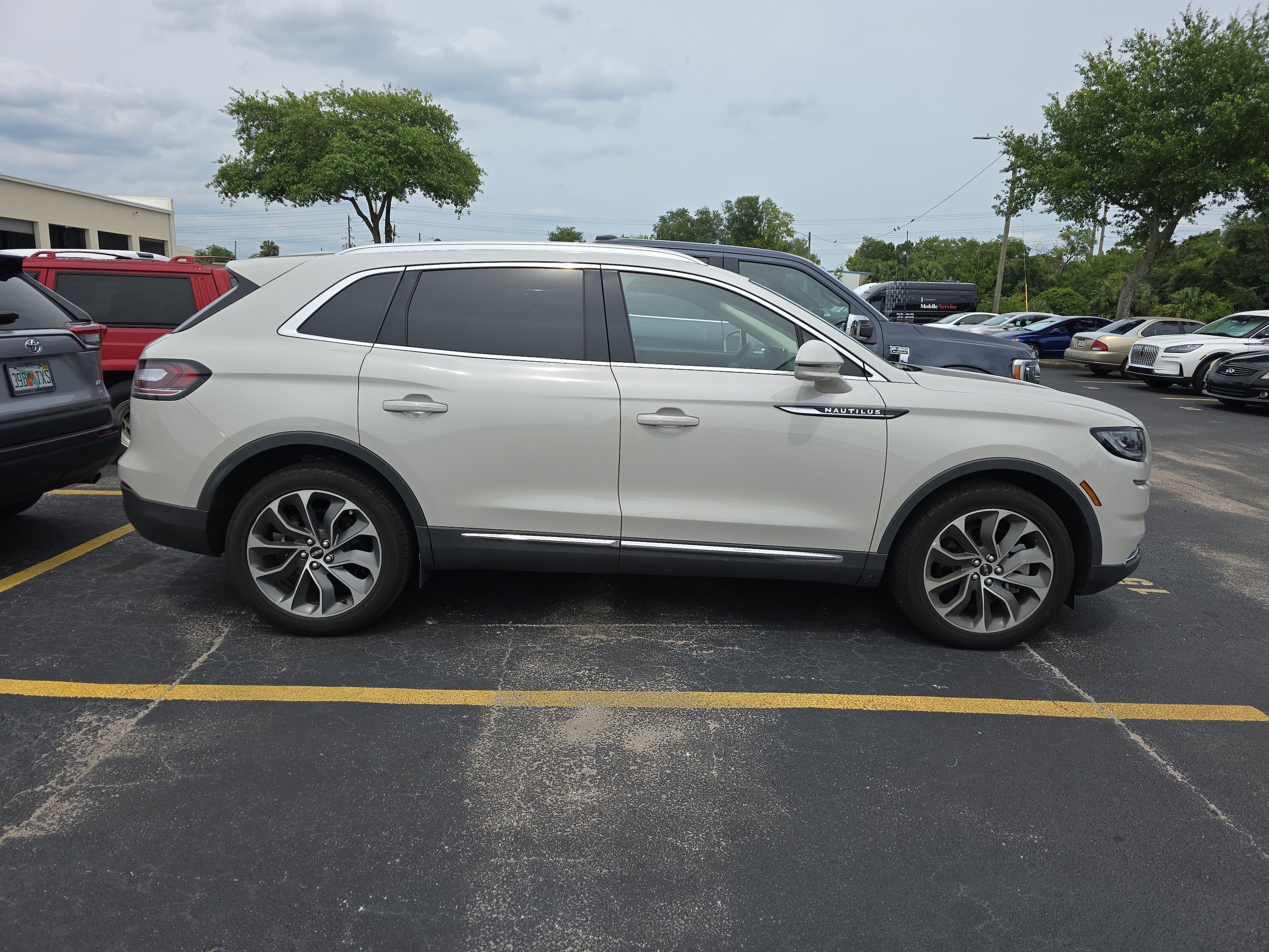 Certified 2023 Lincoln Nautilus Reserve with VIN 2LMPJ6K97PBL15221 for sale in Longwood, FL