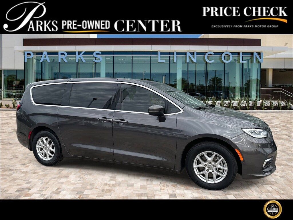 Used 2023 Chrysler Pacifica Touring L Van Passenger Van