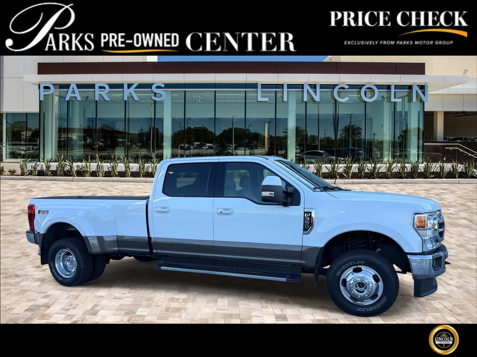 2022 Ford F-350 Lariat 4x4 Crew Cab 8' Box DRW's photo