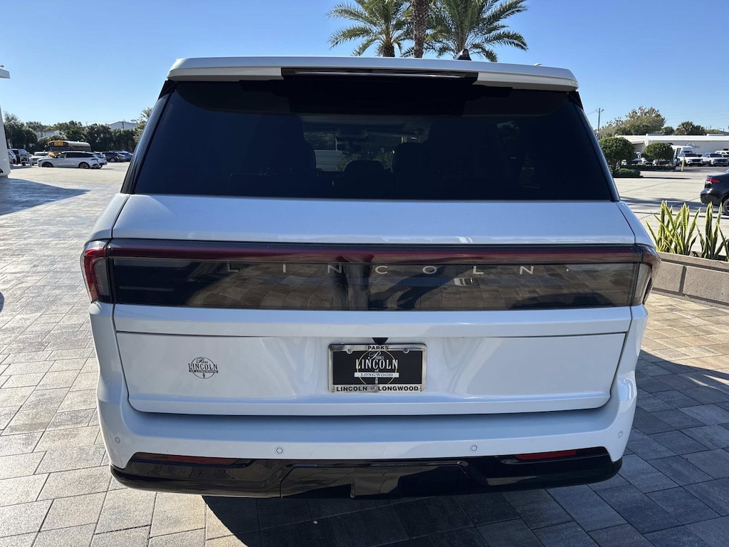 New 2025 Lincoln Navigator L Reserve SUV