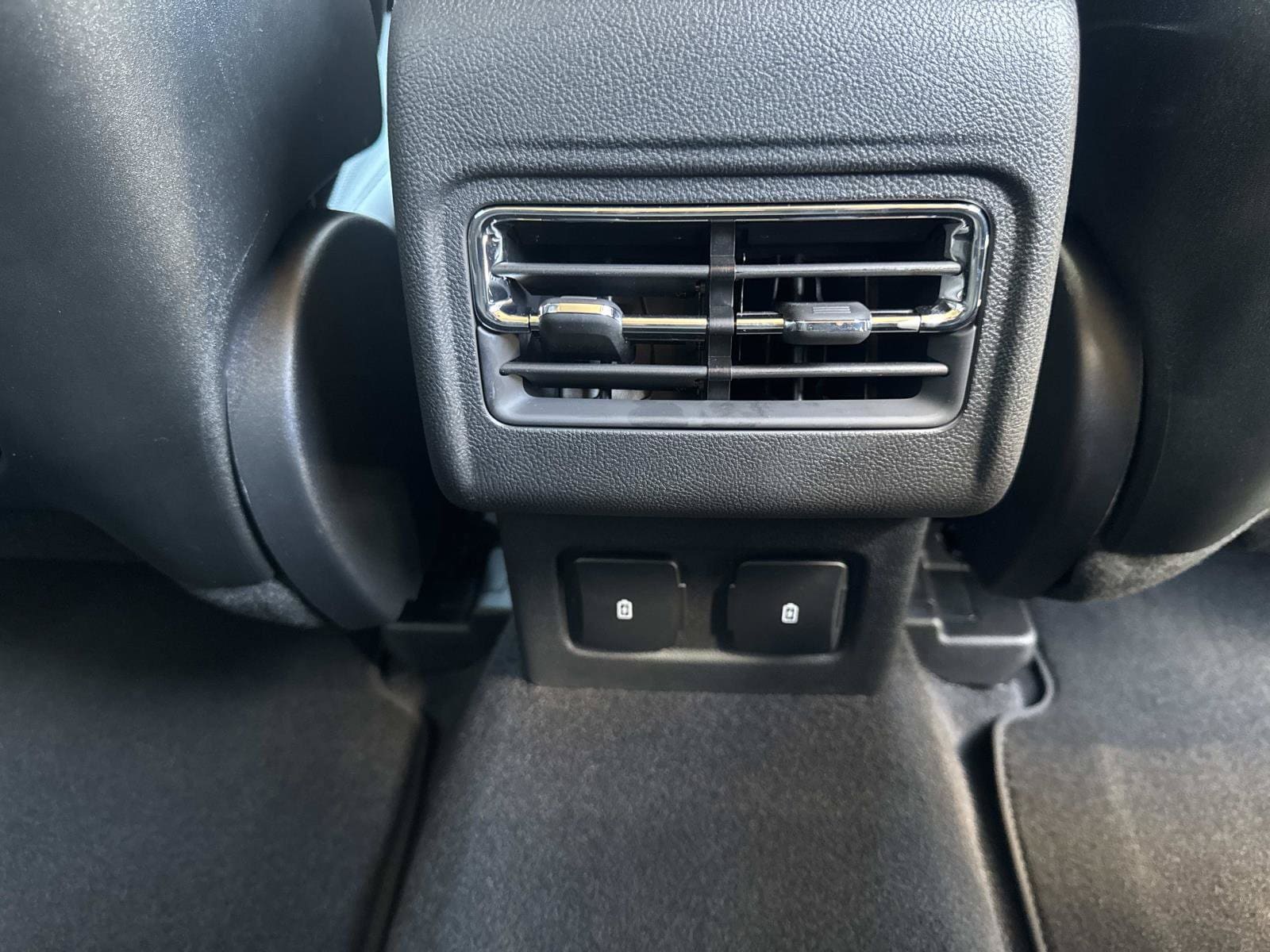 2026 Lincoln Corsair Premiere - Photo 23