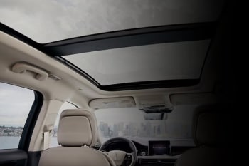 Available panoramic Vista Roof<sup>®</sup>