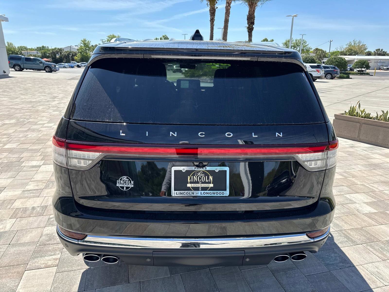2025 Lincoln Aviator Reserve photo 3