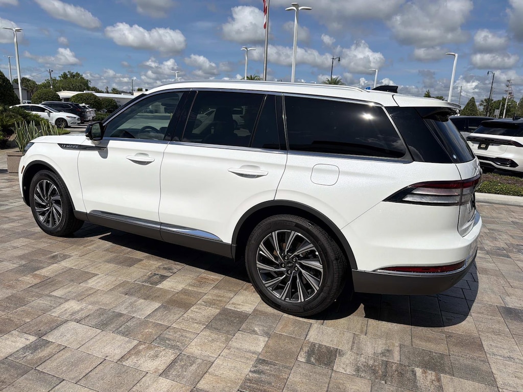 New 2026 Lincoln Aviator Premiere SUV