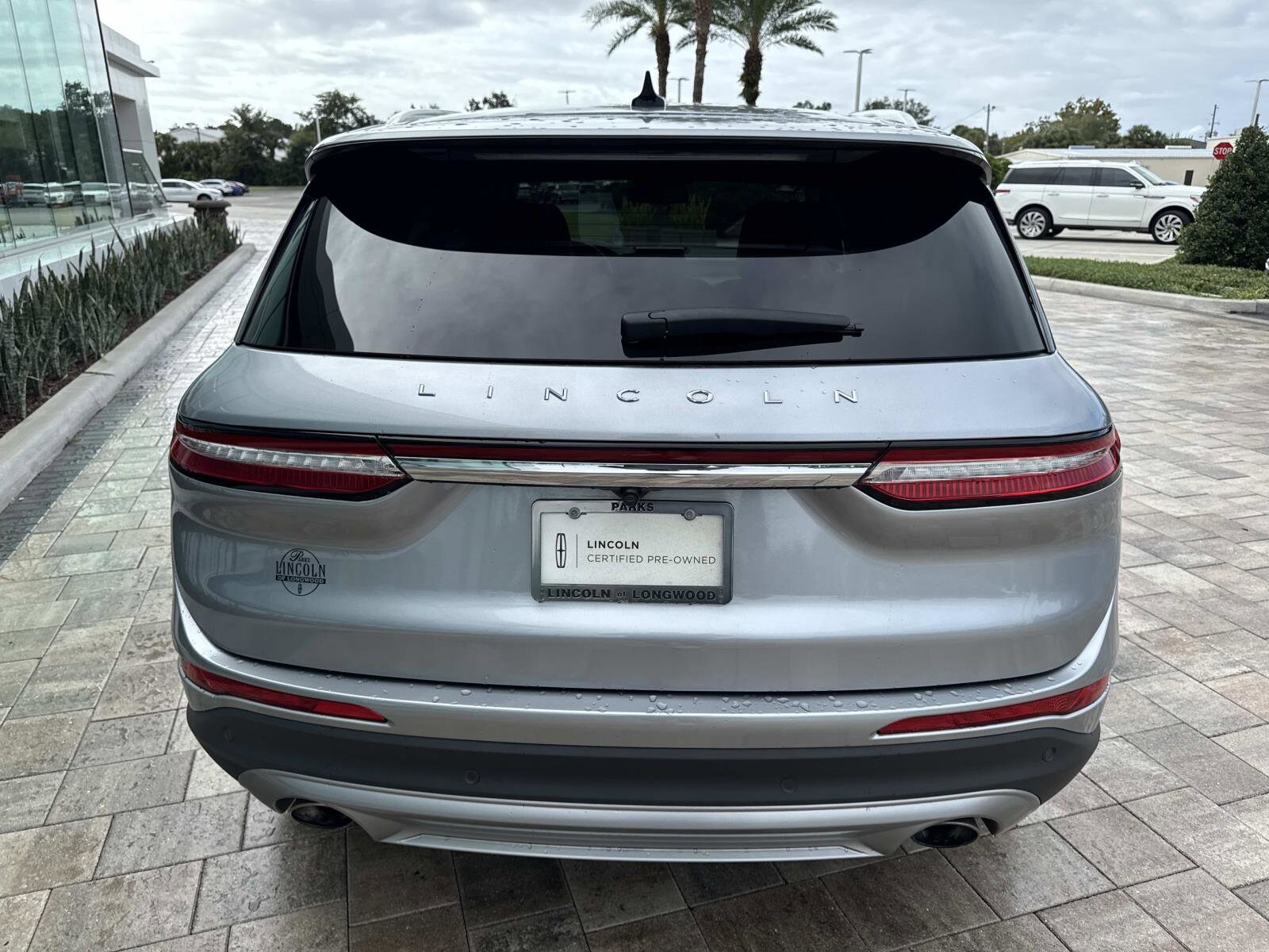 2021 Lincoln Corsair Standard photo 3