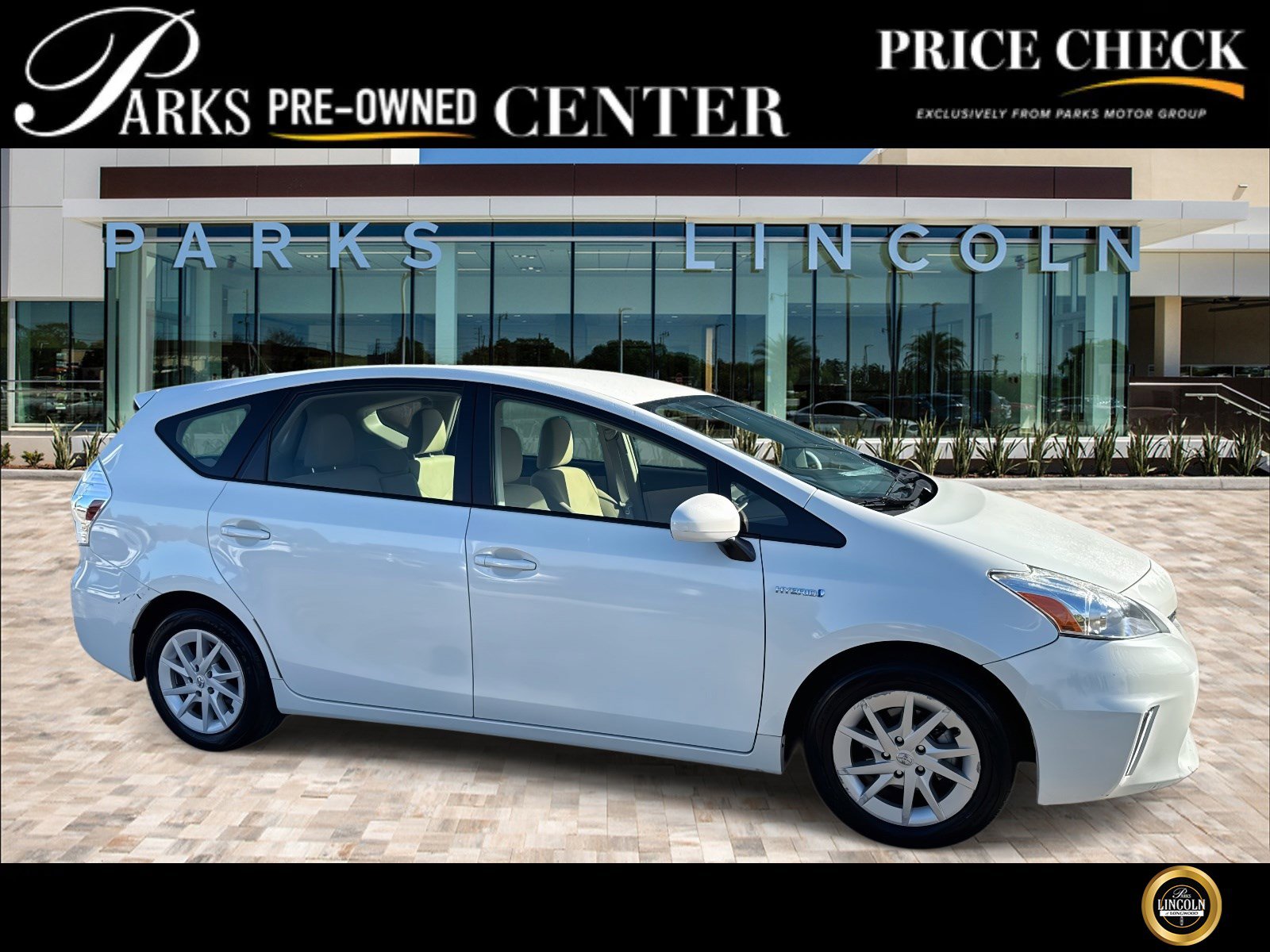 2013 Toyota Prius v Three's photo