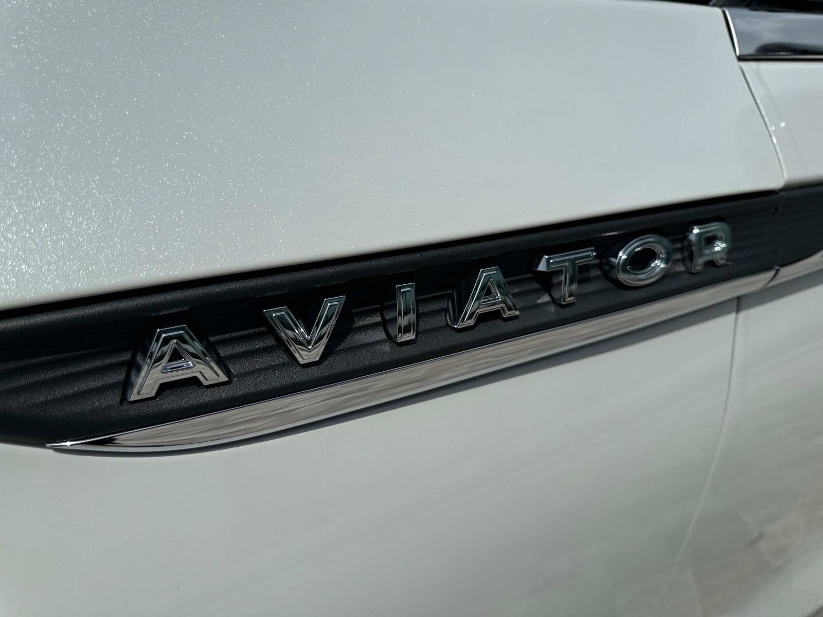 2025 Lincoln Aviator Reserve - Photo 8