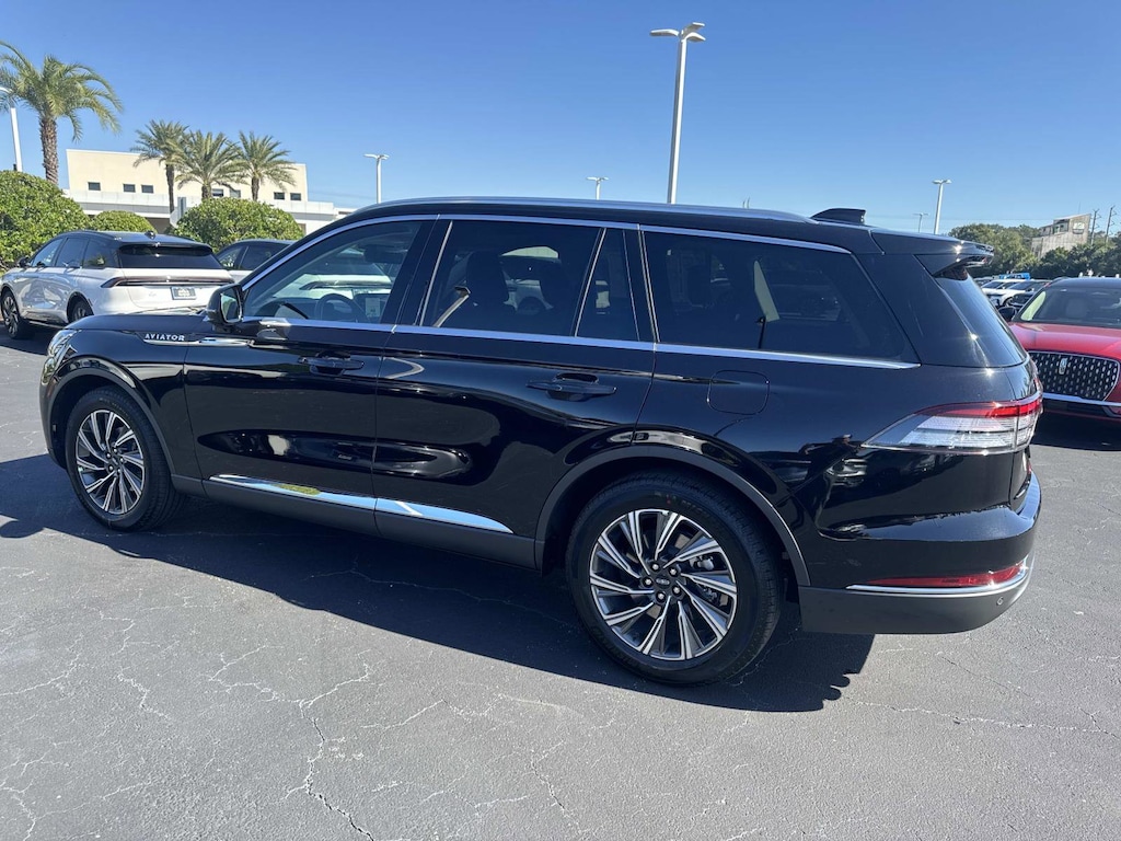 New 2026 Lincoln Aviator Premiere SUV