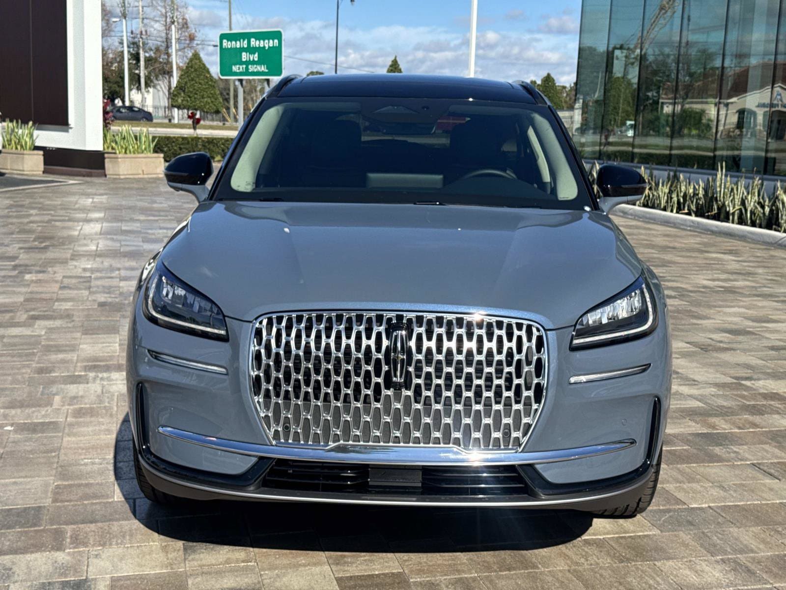2026 Lincoln Corsair Premiere - Photo 6