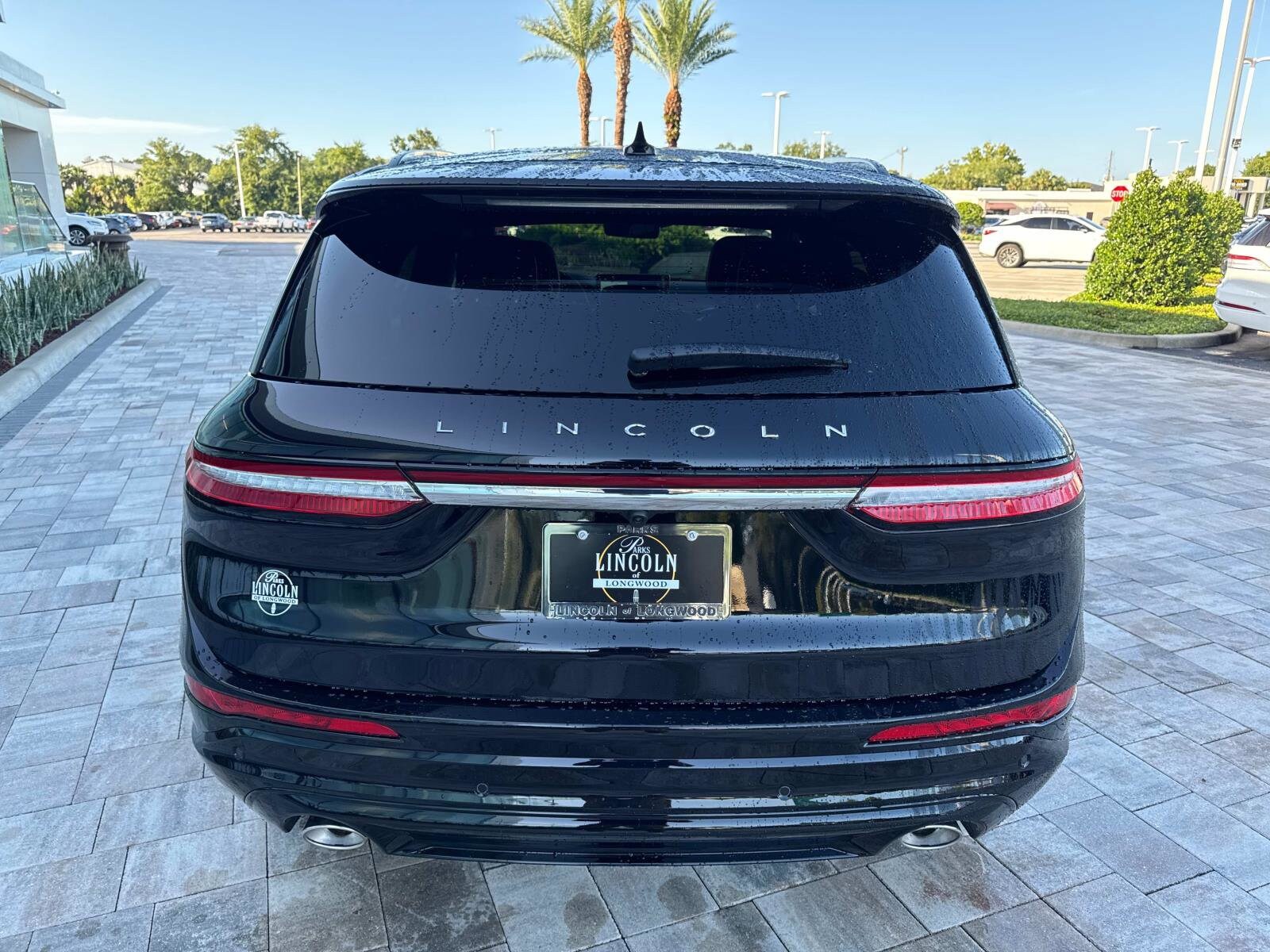2025 Lincoln Corsair Grand Touring photo 3
