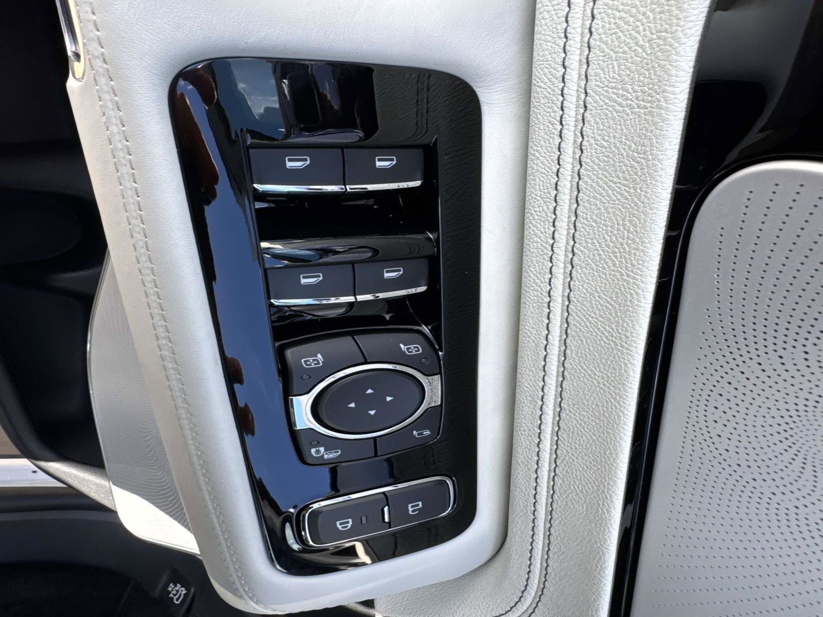 2026 Lincoln Aviator Black Label - Photo 10