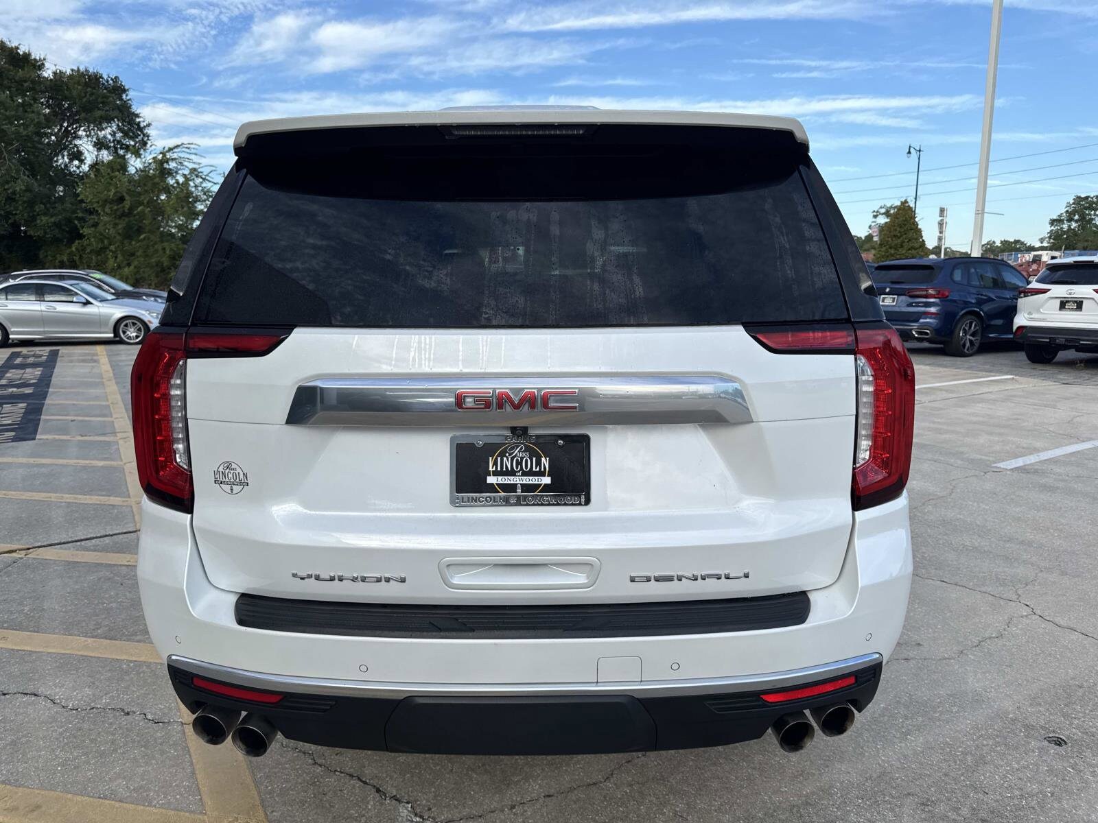 2022 Gmc Yukon XL Denali photo 2