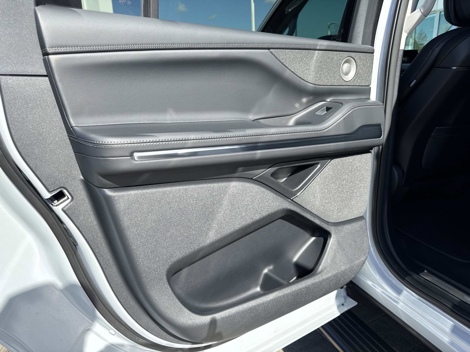 2026 Lincoln Navigator Reserve L - Photo 15