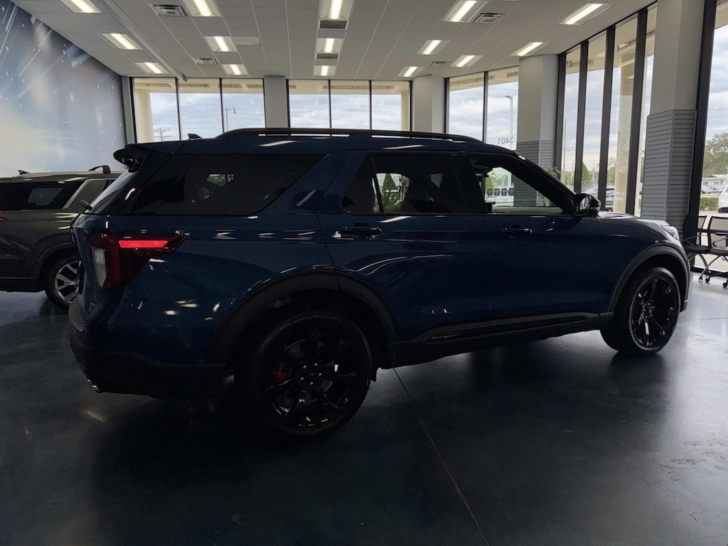 Used 2023 Ford Explorer ST SUV