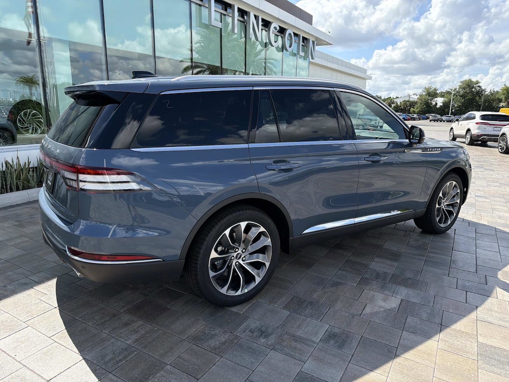 New 2026 Lincoln Aviator Reserve SUV