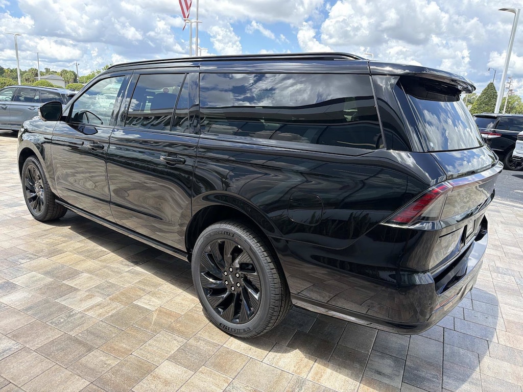 New 2026 Lincoln Navigator L Reserve SUV