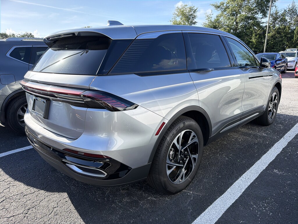 Certified 2025 Lincoln Nautilus Premiere SUV