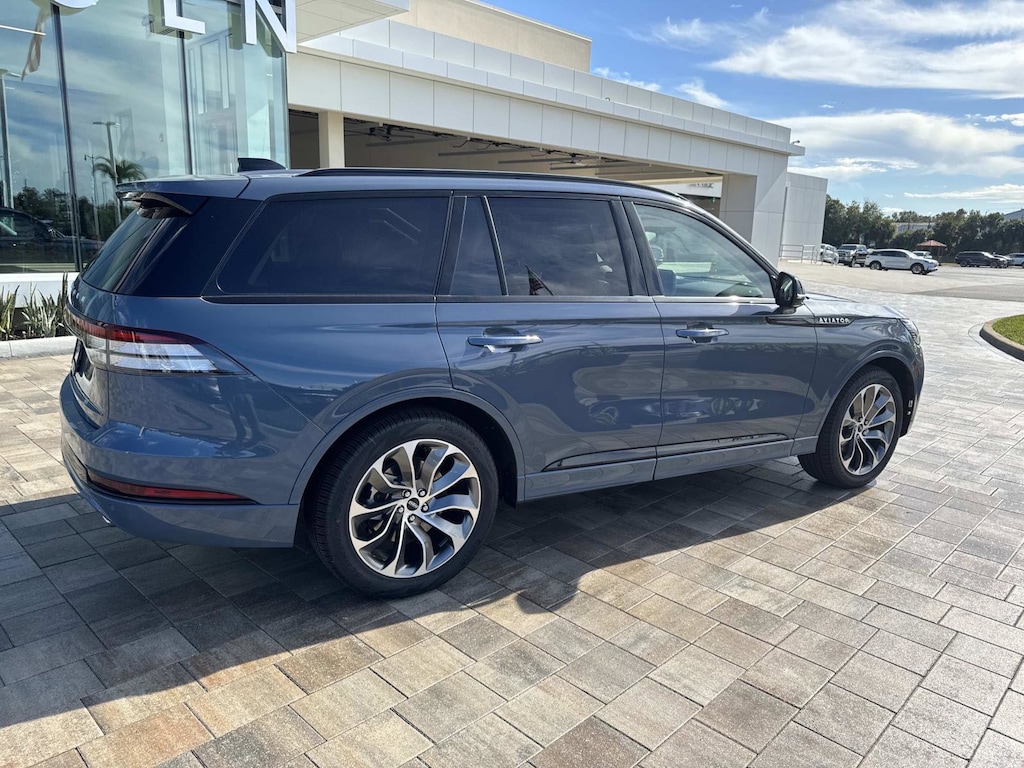 New 2026 Lincoln Aviator Premiere SUV