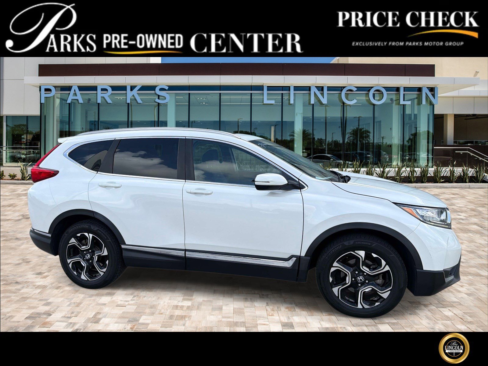 2017 Honda CR-V Touring 2WD's photo