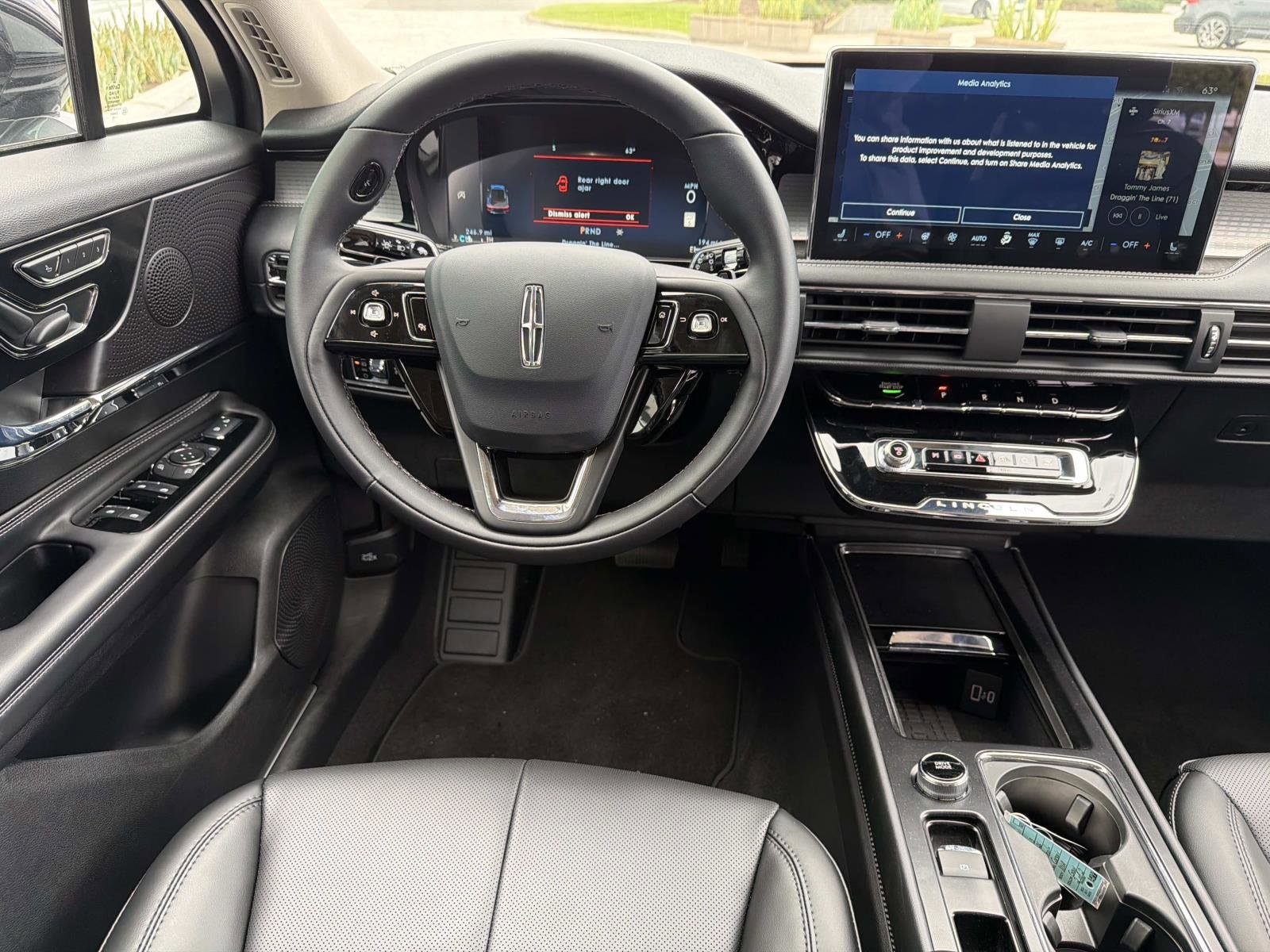 2026 Lincoln Corsair Premiere - Photo 25