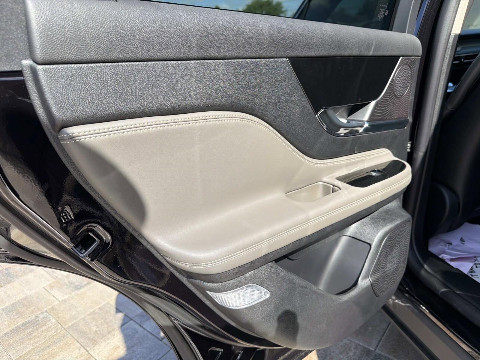 2026 Lincoln Corsair Premiere - Photo 14