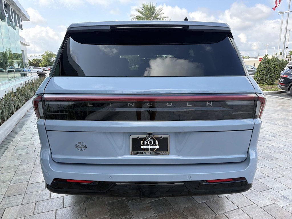 New 2026 Lincoln Navigator Premiere SUV
