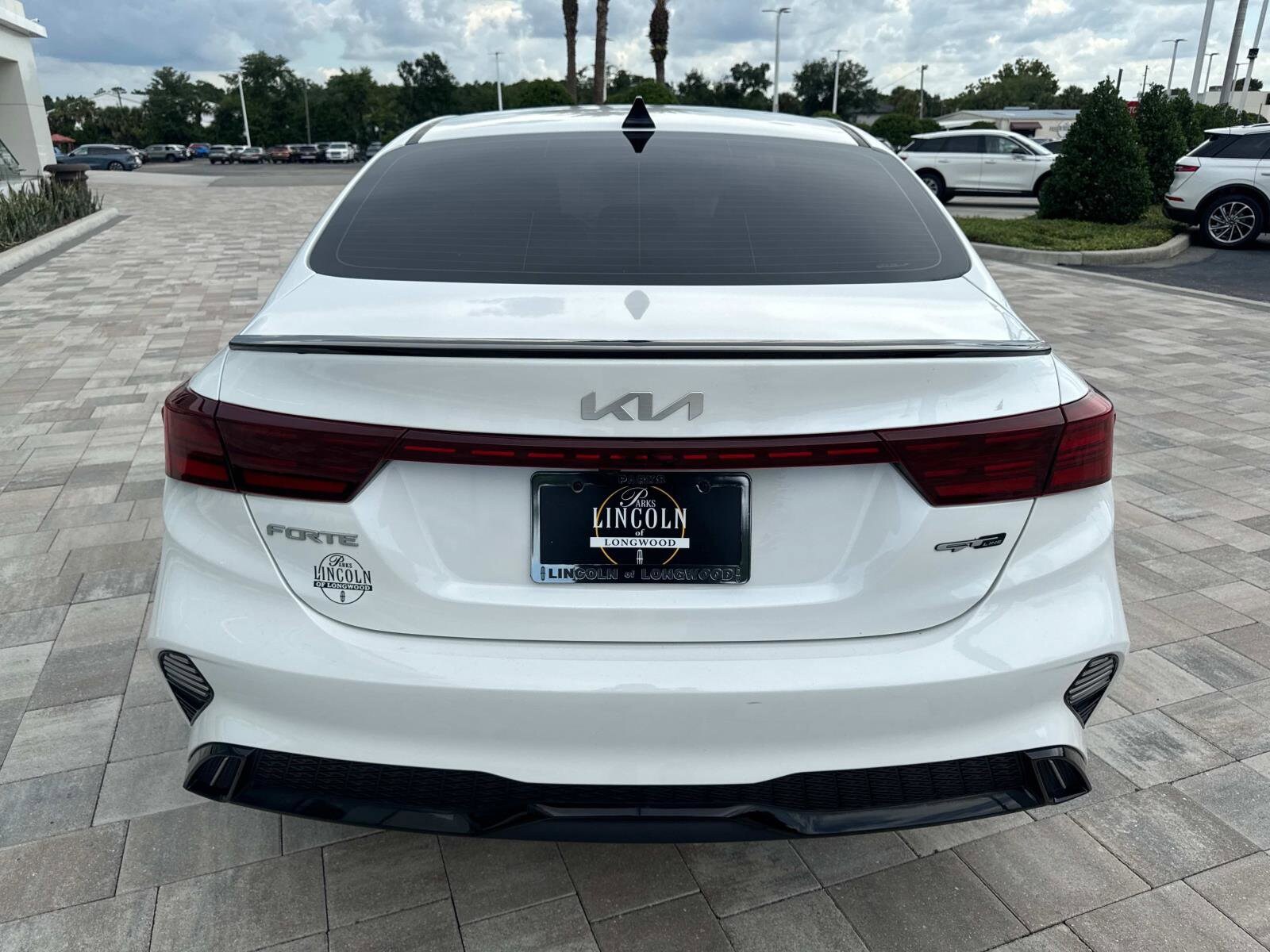 2023 Kia Forte GT-Line photo 3