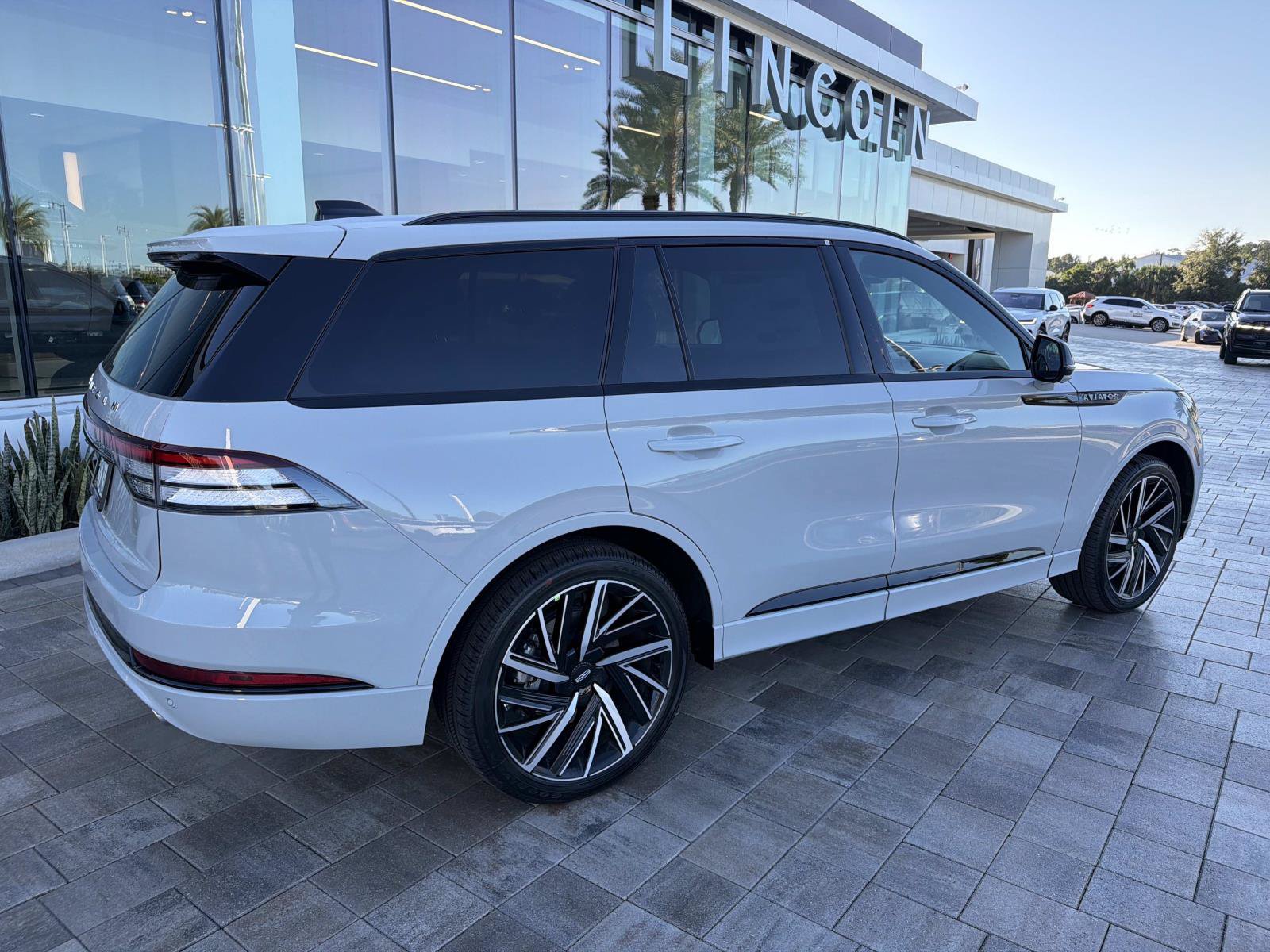 New 2027 Lincoln Aviator Black Label SUV
