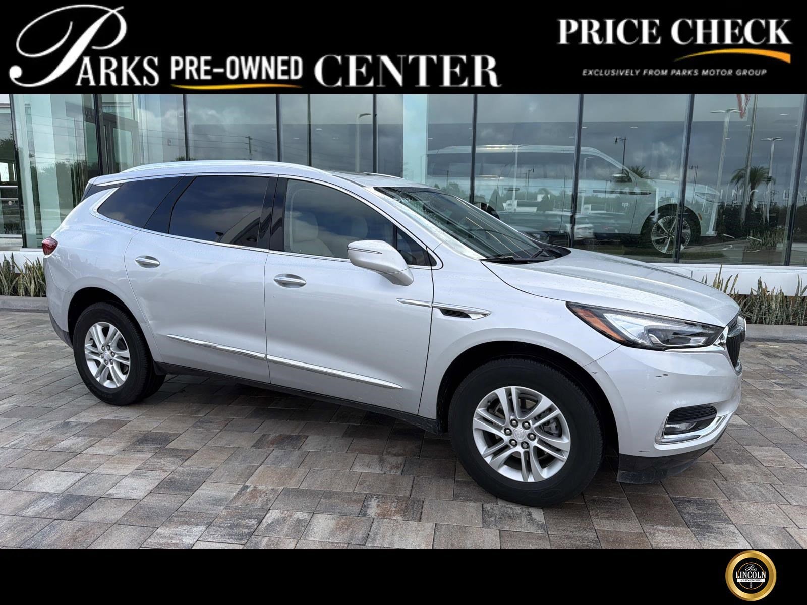 2021 Buick Enclave Essence's photo
