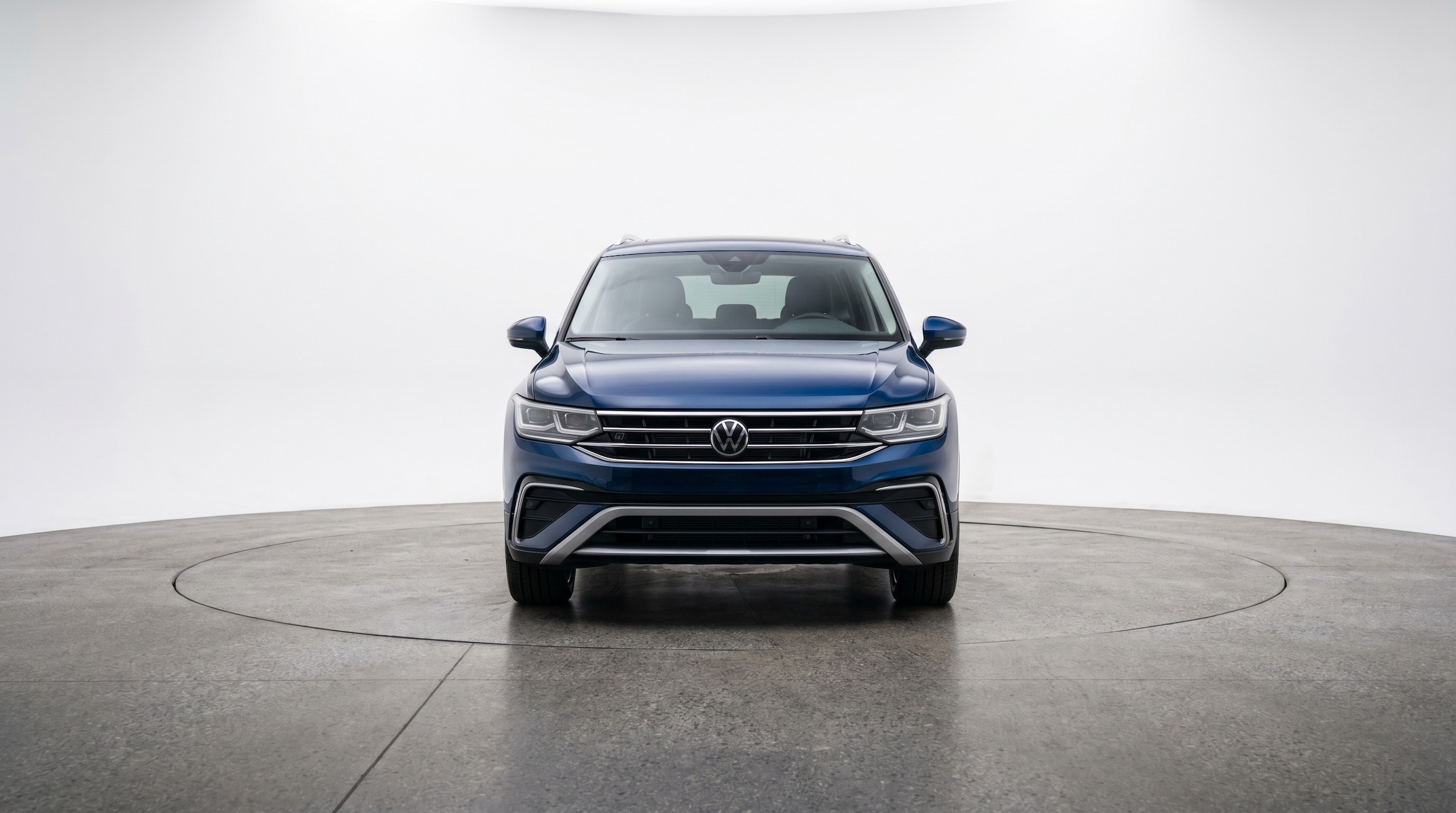 Thumbnail: 2026 Volkswagen Tiguan - 2