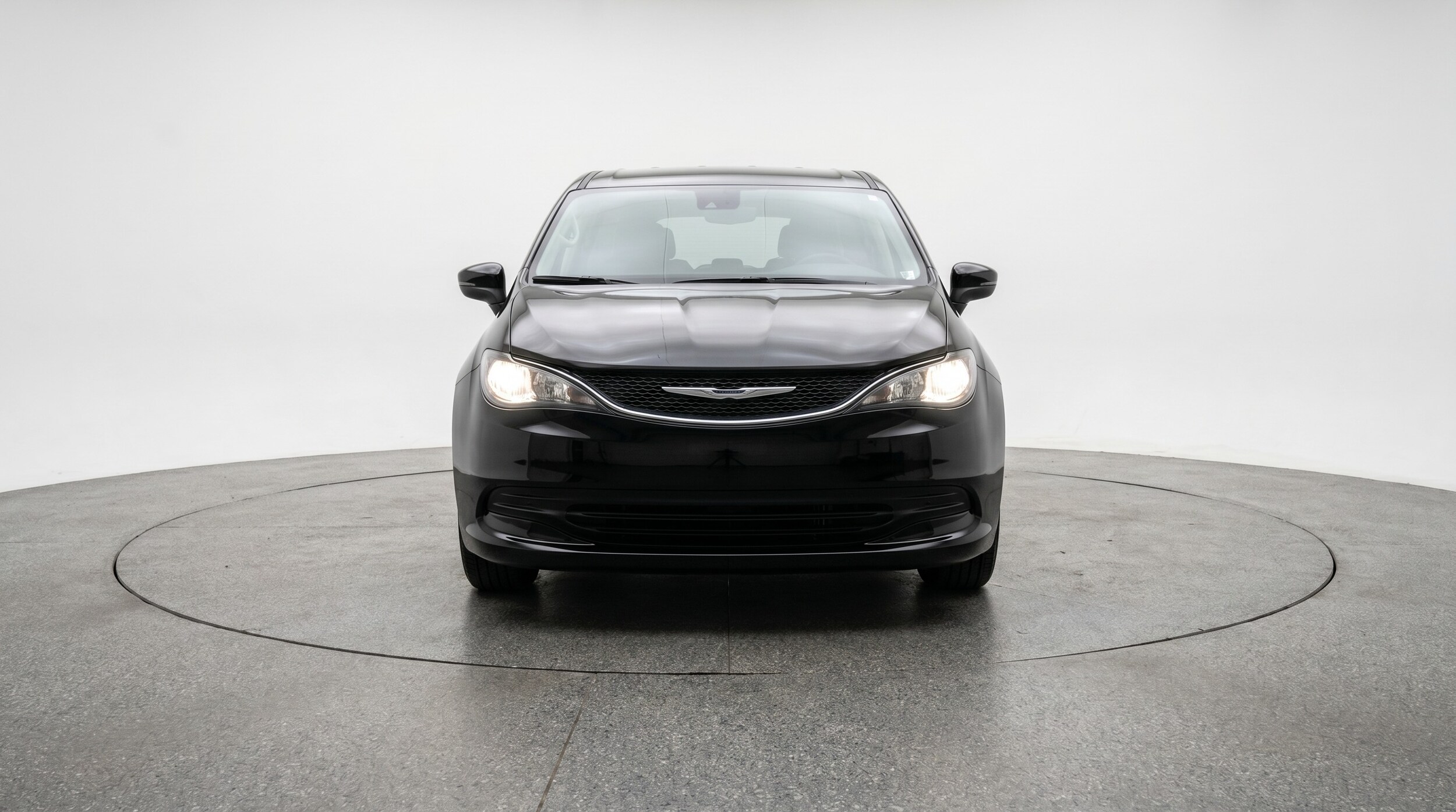 Thumbnail: 2024 Chrysler Voyager - 2