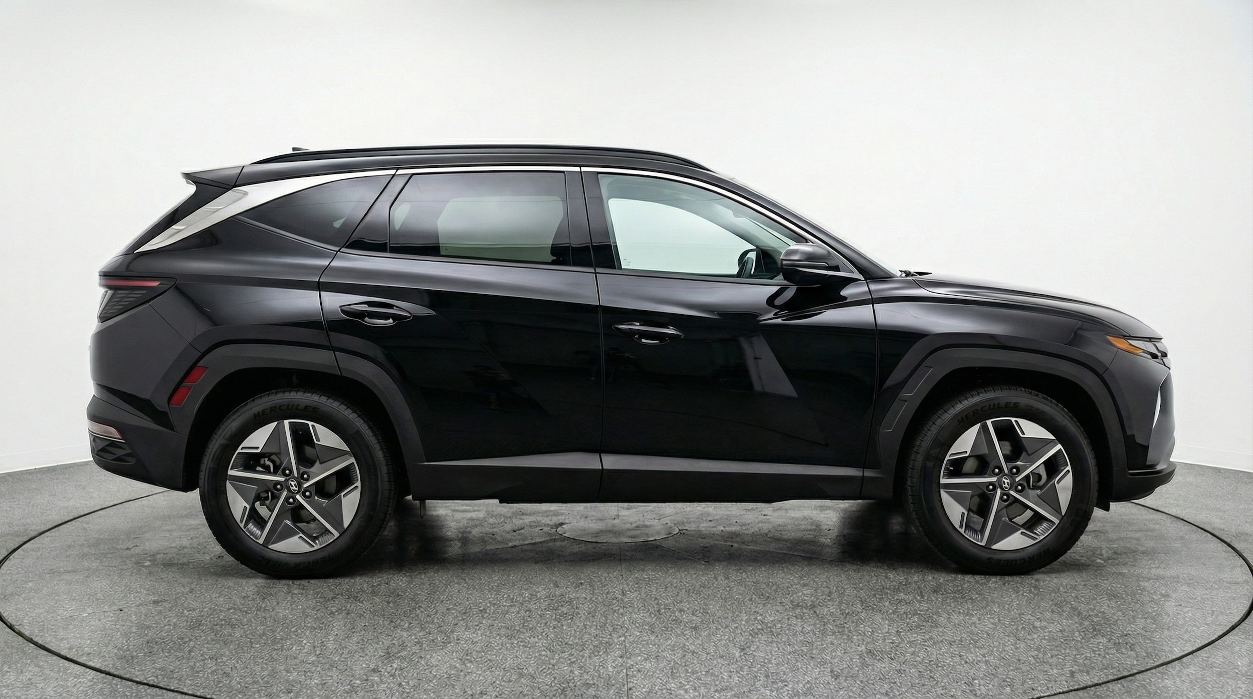 Thumbnail: 2025 Hyundai Tucson - 8