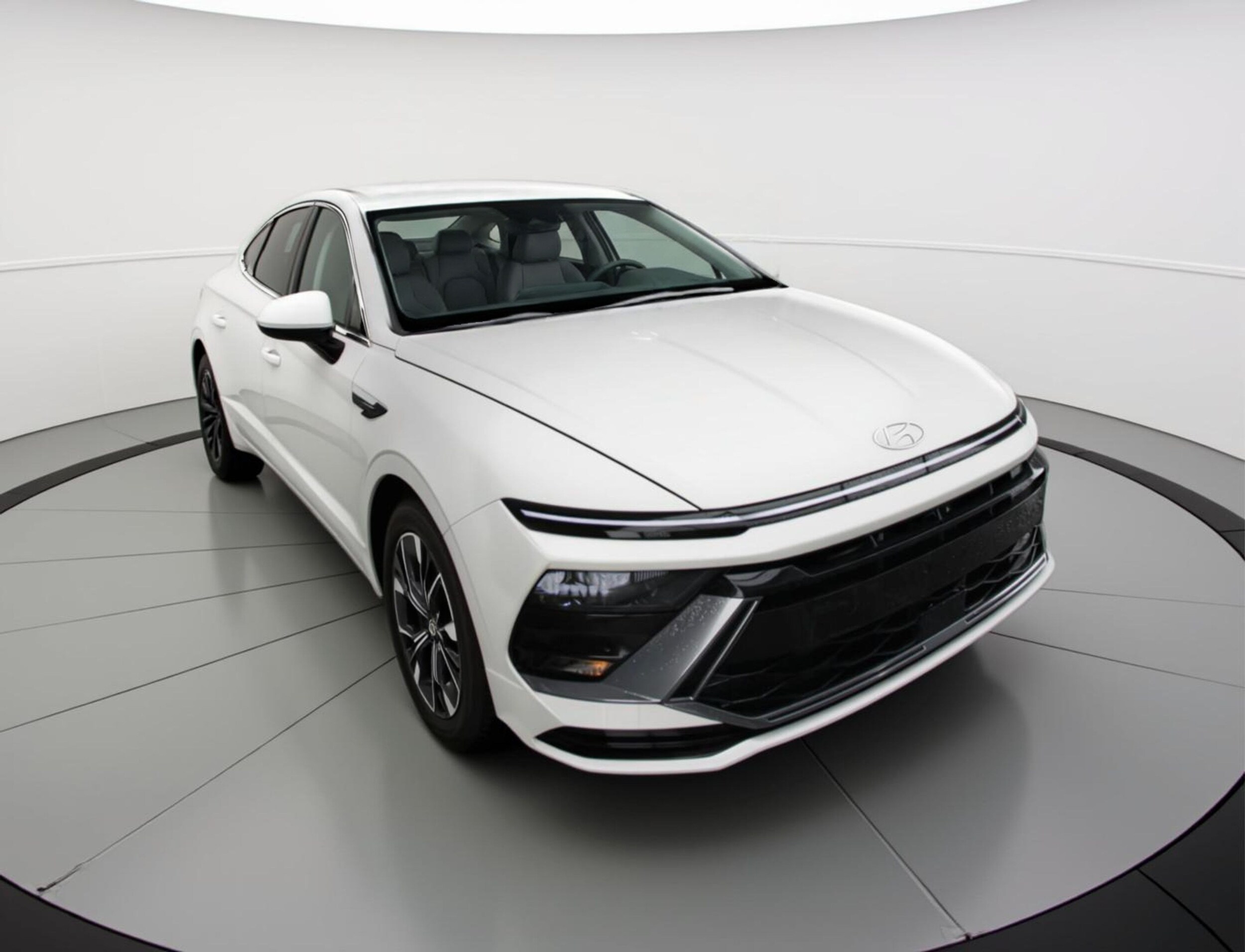 Thumbnail: 2025 Hyundai Sonata - 1