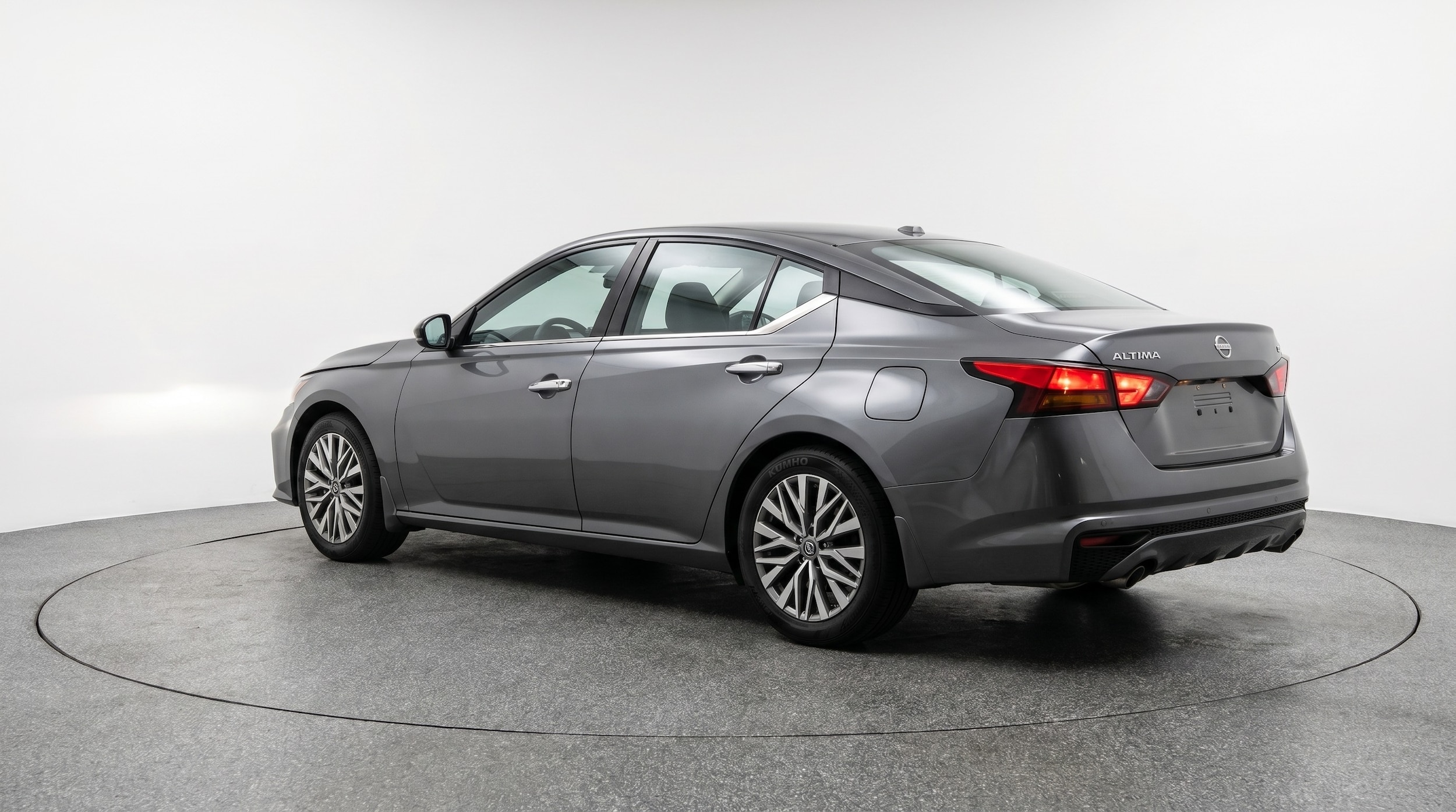 Thumbnail: 2025 Nissan Altima - 5