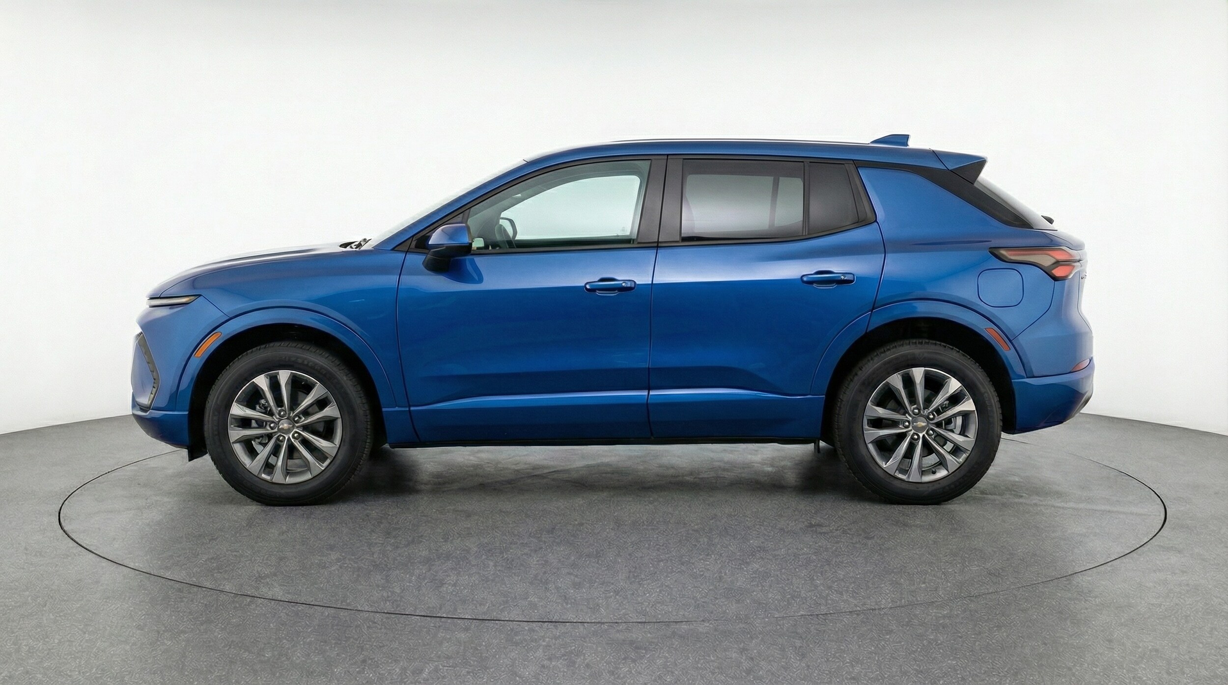 Thumbnail: 2025 Chevrolet Equinox - 4