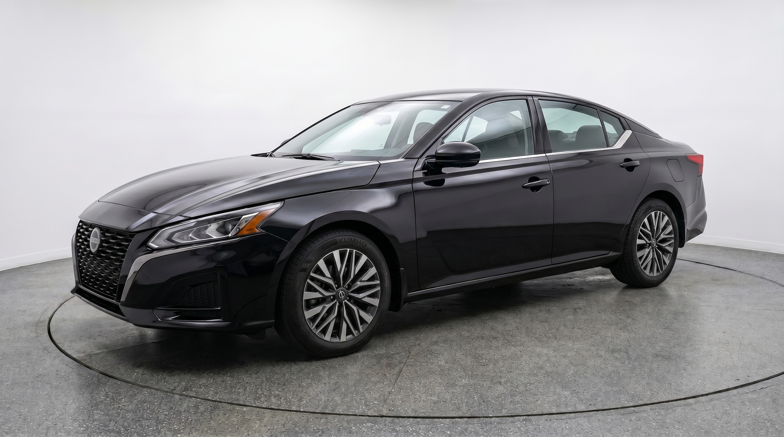Thumbnail: 2026 Nissan Altima - 3