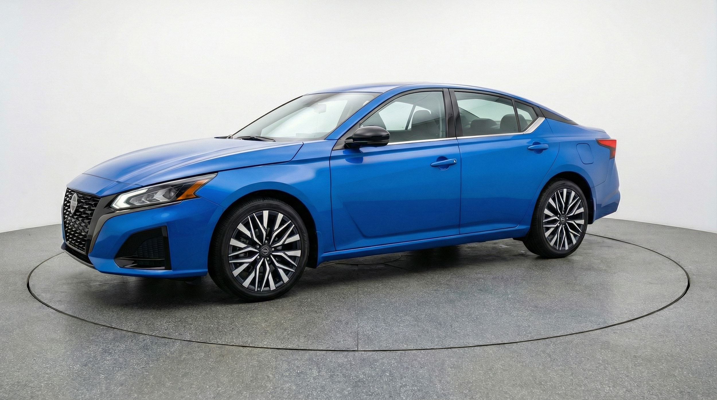 Thumbnail: 2025 Nissan Altima - 3