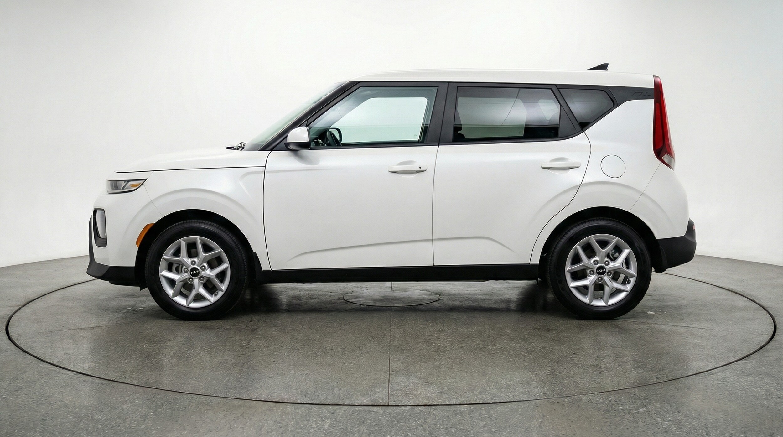 Thumbnail: 2025 Kia Soul - 4