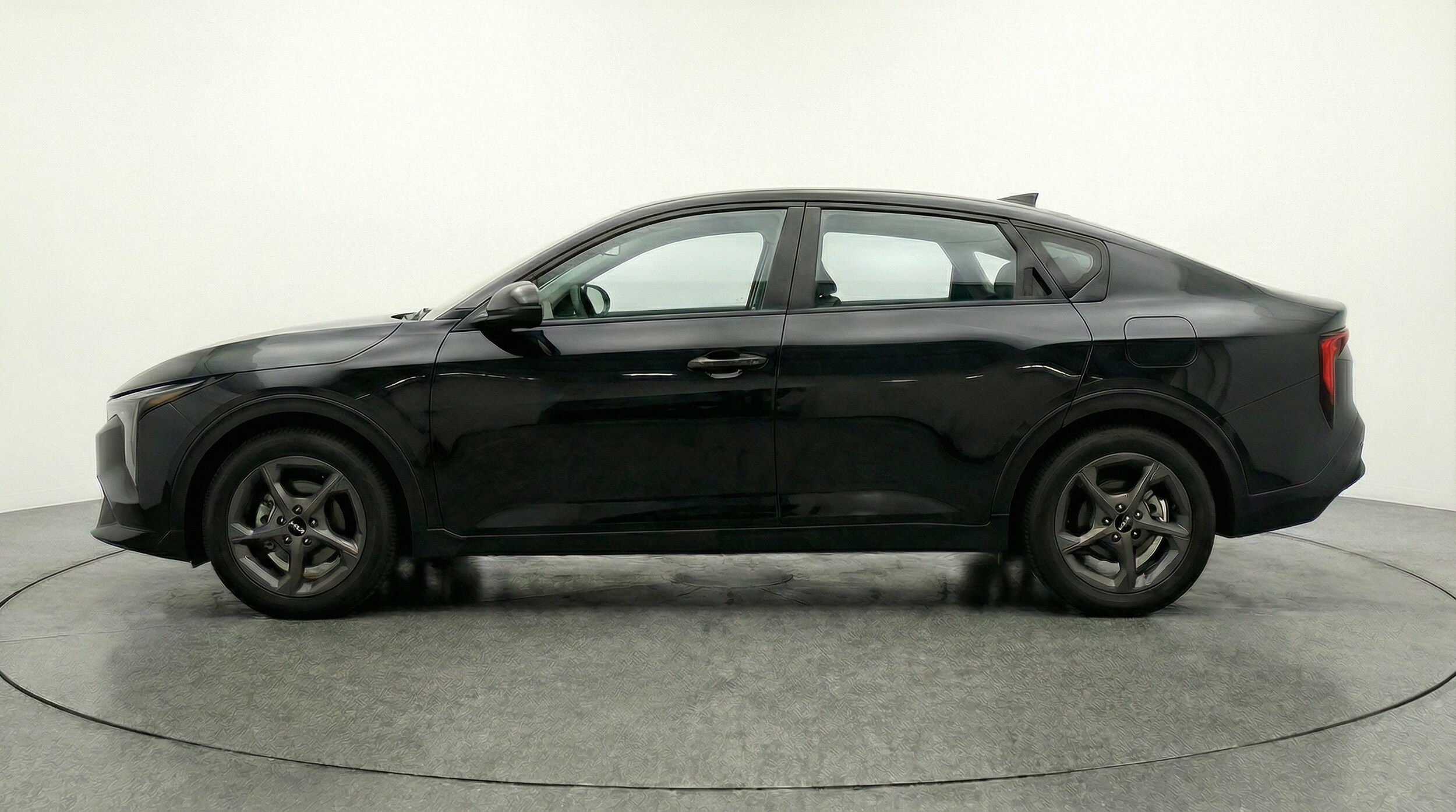 Thumbnail: 2025 Kia K4 - 4