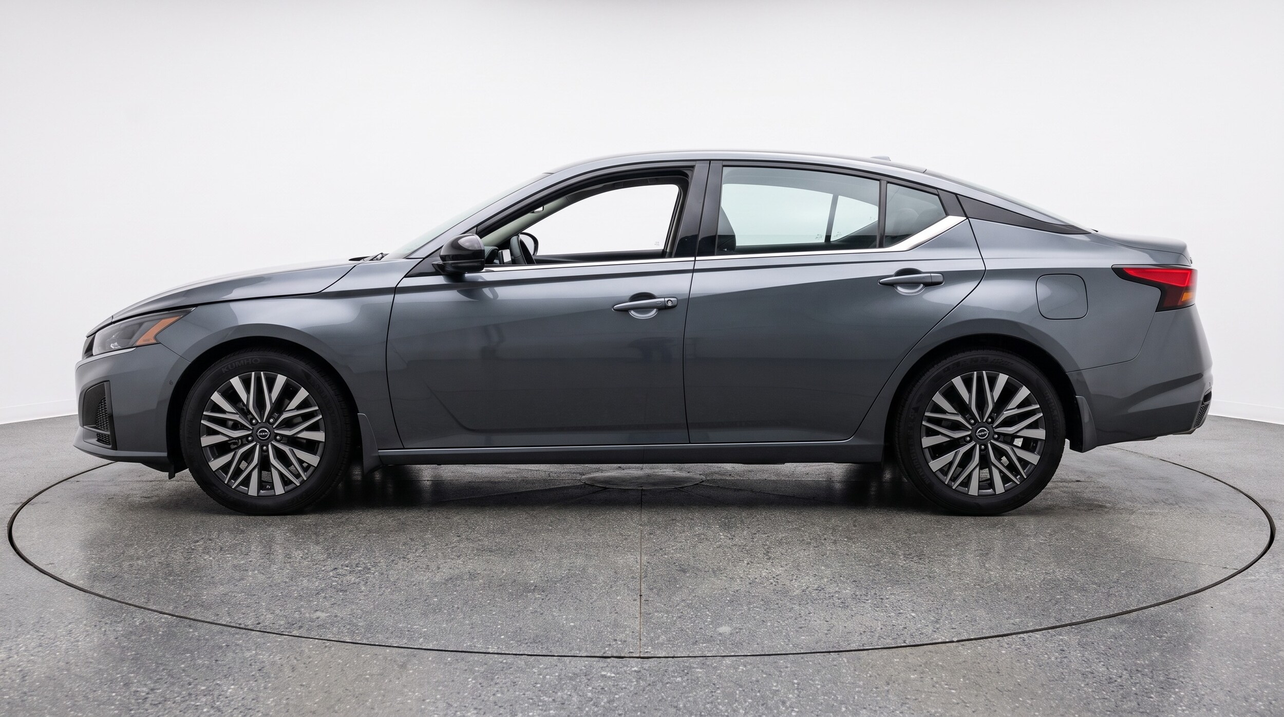 Thumbnail: 2026 Nissan Altima - 4